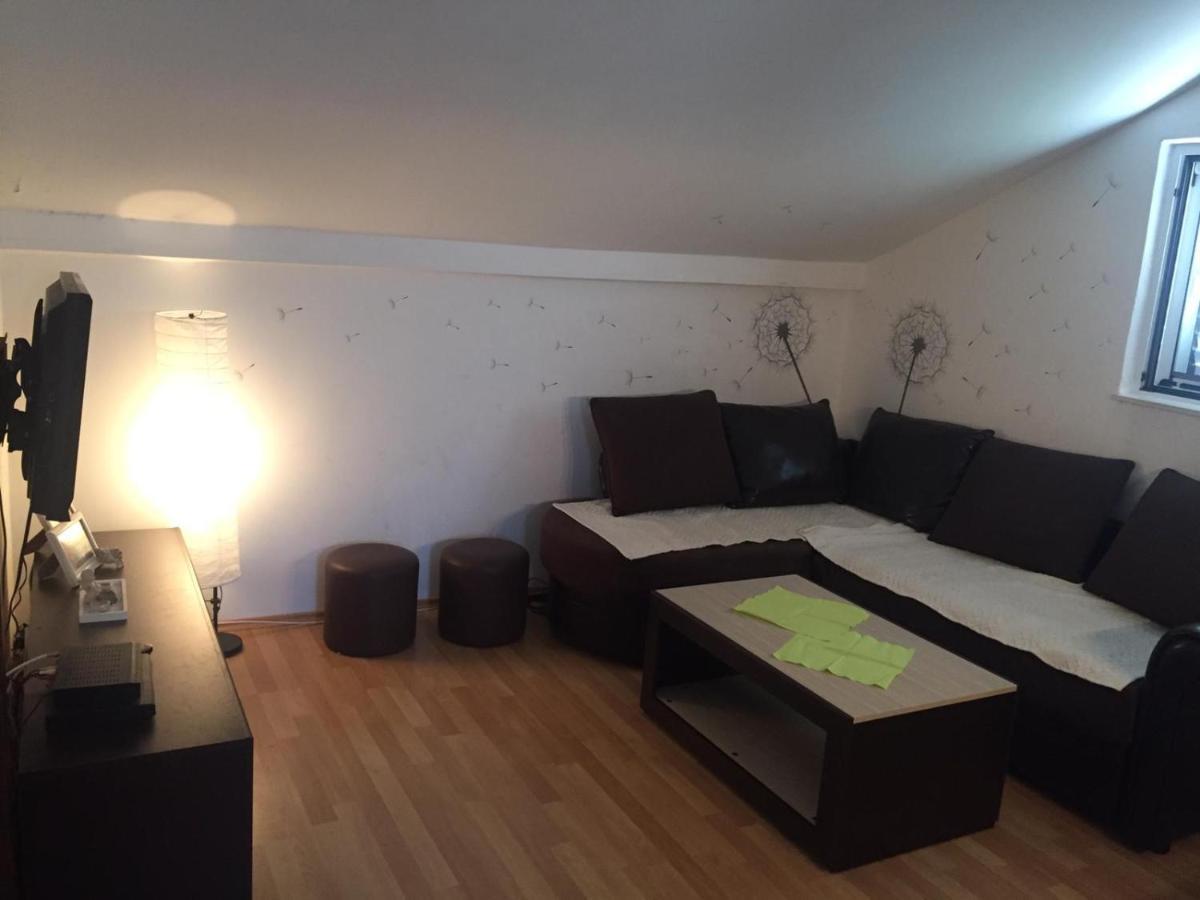 Apartment Julian Kamenari Zewnętrze zdjęcie