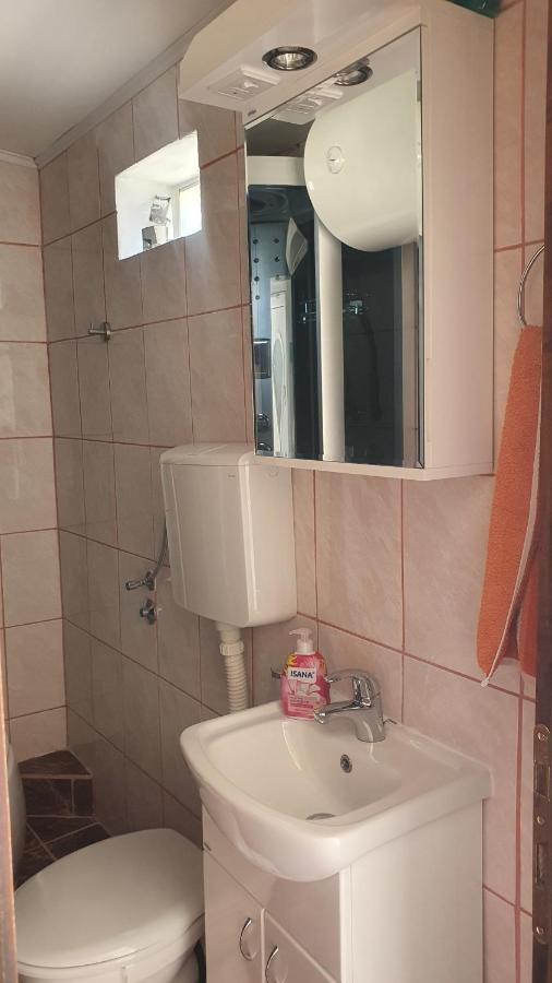 Apartment Julian Kamenari Zewnętrze zdjęcie